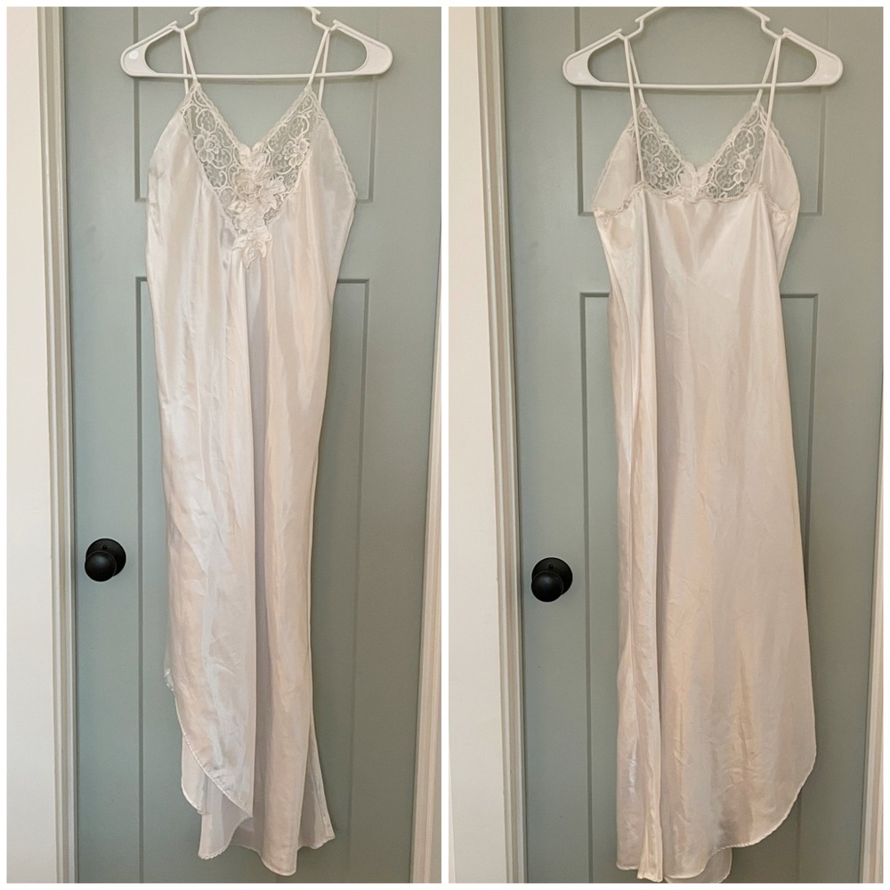 Appel Vintage Nightgown Satin Lace Pearl Beaded Floral Honeymoon Wedding